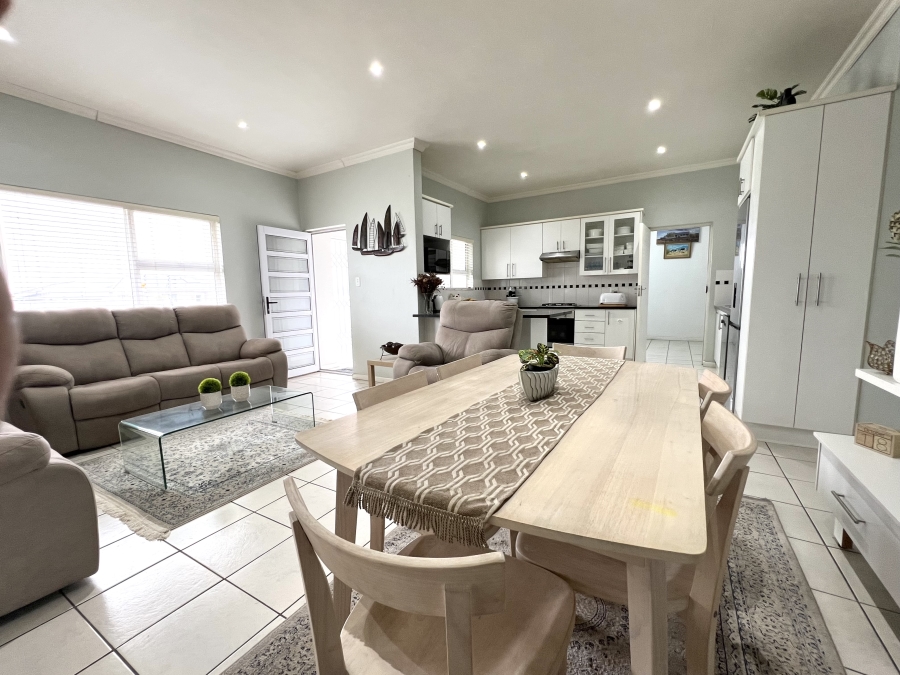 2 Bedroom Property for Sale in Fountains Estate Eastern Cape